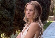 Margot Robbie’s New Petri-Dish Shoes Are the Antithesis of Barbie Heels