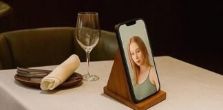 Soon New Yorkers will be able to take their chatbot girlfriends out…