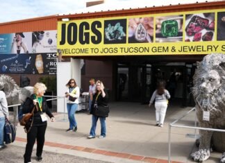 International vendors fill Tucson Expo Center as JOGS Gem and Jewelry Show starts