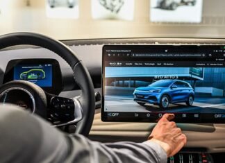 China’s Tesla-Crushing EV Company Creeps Into U.S. Market