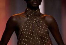 5 Top Trends Everyone Will Be Wearing With Jeans, Leggings and Skirts in 2026