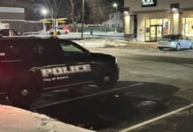 Police investigating smash and grab at Bristol jewelry store