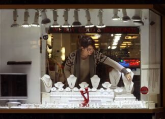 Parin Moradiya: Chicago’s Jewelers Row is at a crossroads