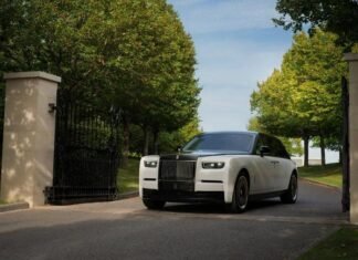 Spectacular, distinctly successful: Rolls-Royce presents Bespoke trends, innovations and achievements in 2025