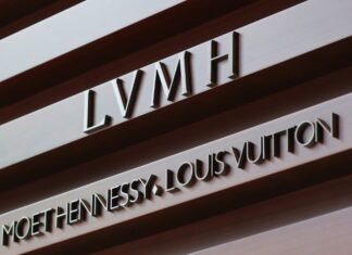 Industry News: LVMH Sales Down 5% in 2025, Good Resilience of Watches & Jewelry
