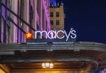 Macy’s Has a ‘Very Cute’ $32 Heart Necklace and Earrings Set That’s Perfect for Celebrating Valentine’s Day