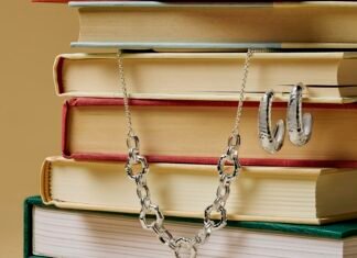 High-flying Kendra Scott shop teases opening date in Texas