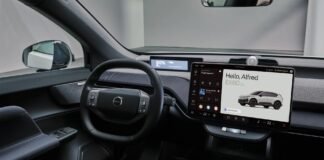 Not all car makers are ditching CarPlay – “Whatever your digital ecosystem is as a customer, you make your choices,” says Volvo boss