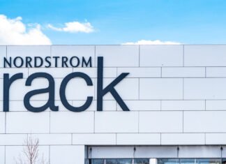 Nordstrom Rack Is Selling a Pretty $35 BaubleBar Jewelry Set That’s Perfect for Valentine’s Day