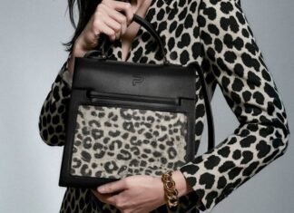 This luxury smart handbag changes colour as per your outfit