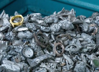 How Can Watchmakers Stop the Trade in Fakes?