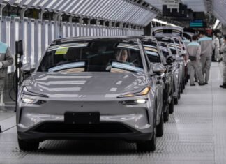 Why Canada hopes China will boost is auto manufacturing industry