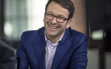 Microsoft promotes sales leaders as company pursues AI growth