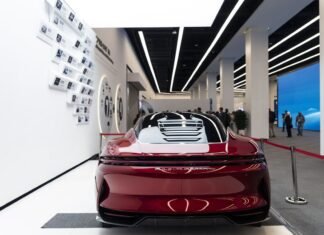 EU Needs Smart-Car Data Security Rules And Can Learn From China, Group Says