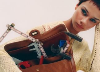 Open Bags Are This Season’s Most Unexpected Styling Trick