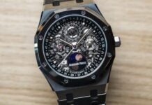 Hands-on – The New Audemars Piguet Royal Oak Selfwinding
Perpetual Calendar Openworked