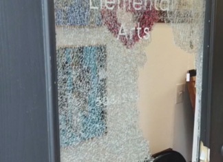 Portland art, jewelry shop broken into; suspect caught on camera