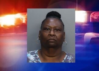 Miami-Dade caretaker accused of stealing $1,000 in jewelry from woman in Cutler Bay