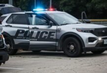 Elderly resident doing yardwork left injured after group robs him of jewelry in Woodstock