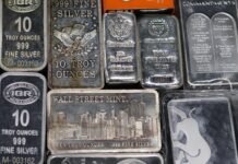 Near record high gold and silver prices make coin and jewelry exchange shops busy