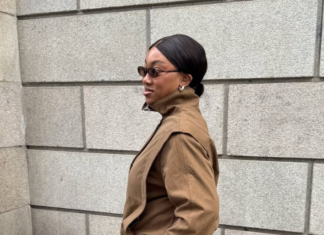 Forget Black Jeans—Elite Dressers Are Wearing This Denim Colour Instead When They Want to Look Elegant