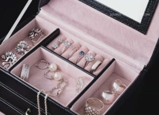 How to properly care for jewelry | 2 Wants to Know