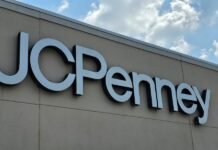 JCPenney’s Valentine’s Day jewelry ‘Ex-Change’ sounds perfect—but there’s a catch
