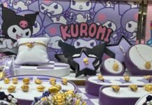 Chinese consumers snap up gold jewelry merch for fandom and investment
