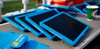 Microsoft AI on Surface tablets to aid Seahawks coaches’ real-time Super Bowl calls