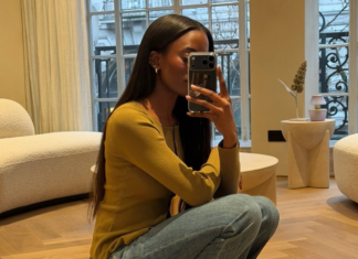 Bootcut Jeans Are Suddenly Everywhere, But Only Fashion People Know to Style Them With These Shoes