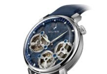 Accutron Spaceview Evolution with forged carbon
dials