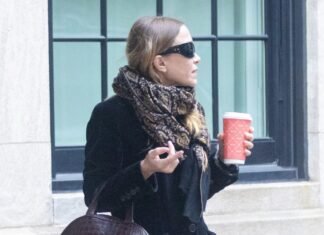 Mary-Kate Olsen Declares That Sambas Aren’t Dead