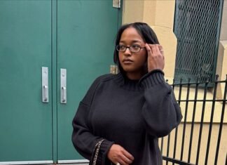 5 Winter Skirt Trends Everyone Is Wearing With Boots This Year