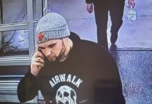 Police looking for man accused of stealing over $35K of jewelry in Clarksville