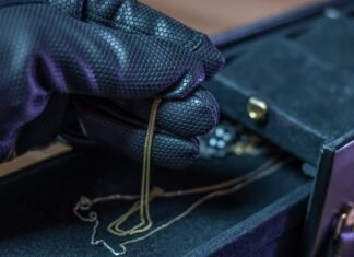 Frontenac store targeted in $16K jewelry heist; Duo charged