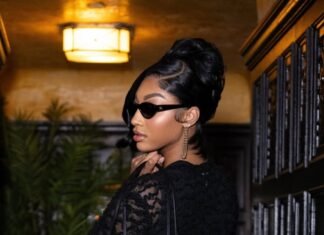 7 Reasons We’re Obsessed with Chanel’s Preppy Coco
Line