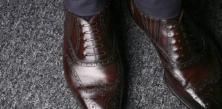 The picture – The sheen of smooth calf leather