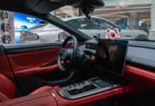 China, in new safety push, takes aim at screen-heavy dashboards