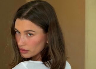 Hailey Bieber Just Revealed 2 New Rhode Products—They’re About to Be *All* Over IG and TikTok