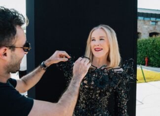 Andrew Gelwicks, Catherine O’Hara’s Longtime Stylist, Remembers the Late Comedy Legend