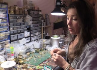 ‘I’m not shipping with Canada Post’: Jewelry maker’s lost packages spark outrage