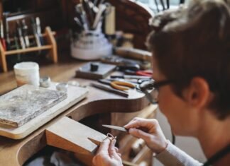 Meeka Fine Jewelry grows craft and community in Camp Hill and Rhode Island