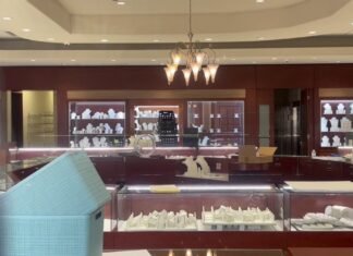 North Texas jewelers accused in scheme targeting elderly victims