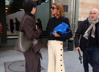 Spring’s It Bag Isn’t Brown or Black—It’s Cobalt Blue