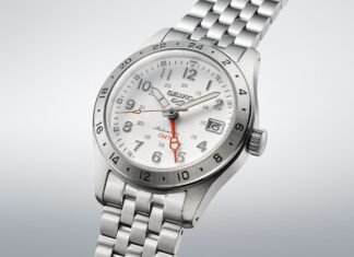 Seiko 5 Sports Field GMT is a Sub-$700 Polar Dial Built to Endure