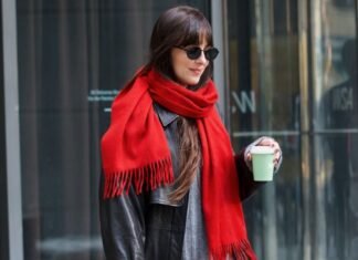 The Jeans! The Loafers! The Leopard Print! Dakota Just Assembled the Chicest French-Girl Look