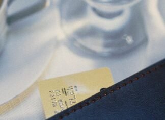 The Girl Who Wouldn’t Split the Bill