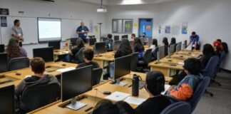 Stop cyber threats! Learn to use artificial intelligence as your small business security ally