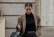 Suddenly, Sophisticated Women In London and Copenhagen Are Carrying This Elegant, Under-the-Radar Bag