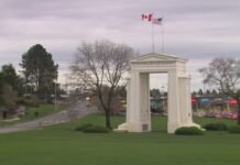 Charges dropped in Peace Arch arrest; woman seeks return of $1,230, jewelry